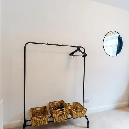 Clifford House - Prime Location - Free Parking, Fast Wifi And Smart Tv By Yoko Feriehus *