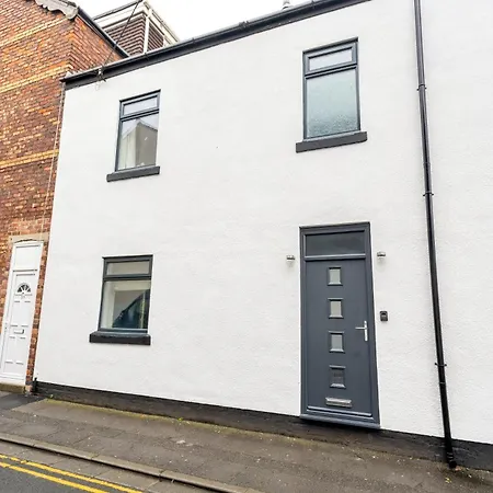 Clifford House - Prime Location - Free Parking, Fast Wifi And Smart Tv By Yoko Feriehus *